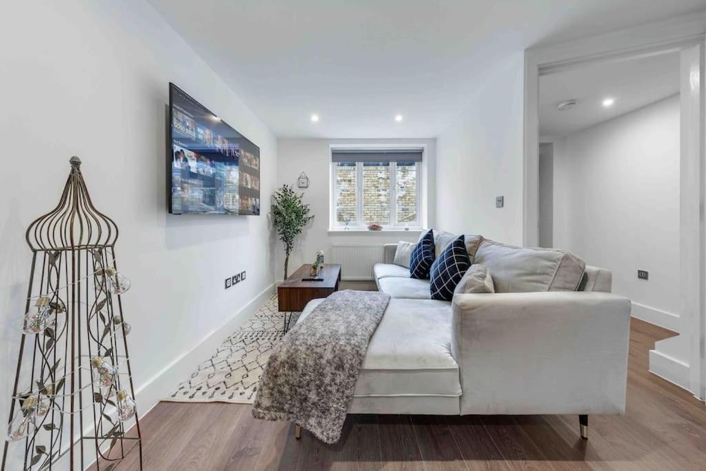 Holiday Home Sleep 8 Central London 9Elms Zewnętrze zdjęcie