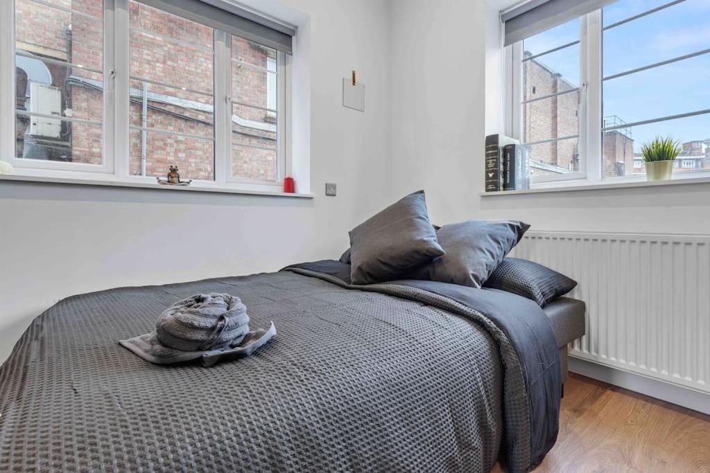 Holiday Home Sleep 8 Central London 9Elms Zewnętrze zdjęcie