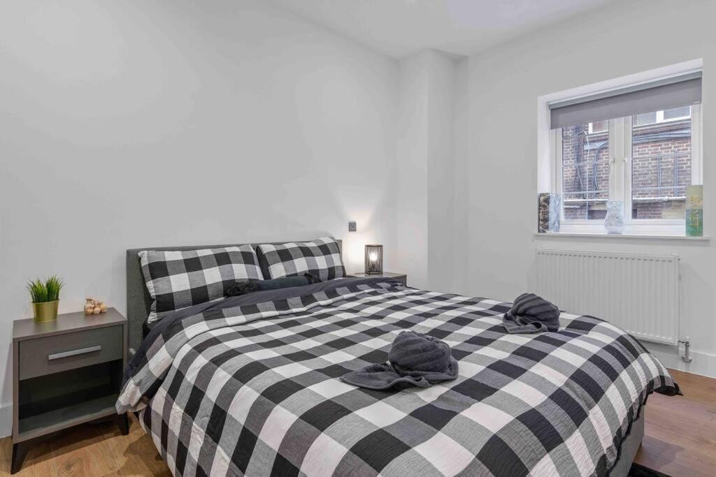Holiday Home Sleep 8 Central London 9Elms Zewnętrze zdjęcie